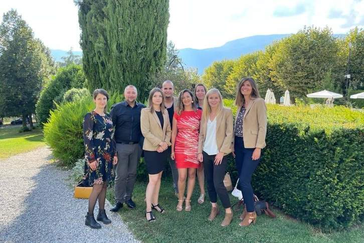 l'équipe de l'agence Immobilière de la Vallée