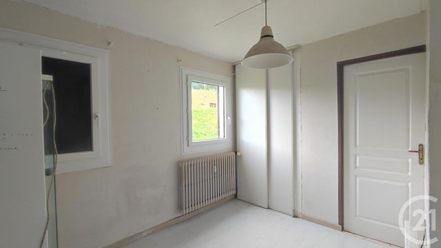 Afficher la photo en grand Appartement T3 à vendre - 3 pièces - 60.99 m2 - ALLEVARD - 38 - RHONE-ALPES - Century 21 Immobilière De La Vallée