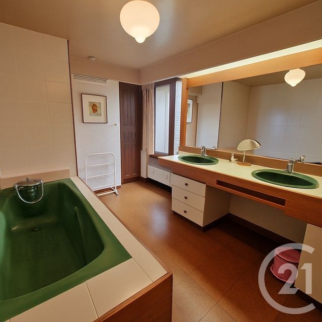 maison à vendre - 7 pièces - 229.2 m2 - PONTCHARRA - 38 - RHONE-ALPES - Century 21 Immobilière De La Vallée