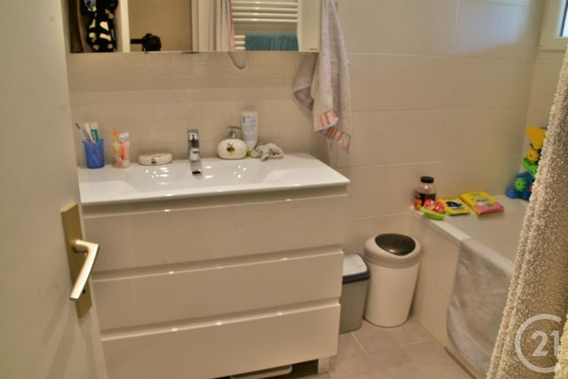 Afficher la photo en grand maison à vendre - 4 pièces - 104.81 m2 - PONTCHARRA - 38 - RHONE-ALPES - Century 21 Immobilière De La Vallée