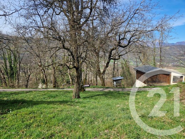 Afficher la photo en grand terrain à vendre - 439.0 m2 - LA TABLE - 73 - RHONE-ALPES - Century 21 Immobilière De La Vallée