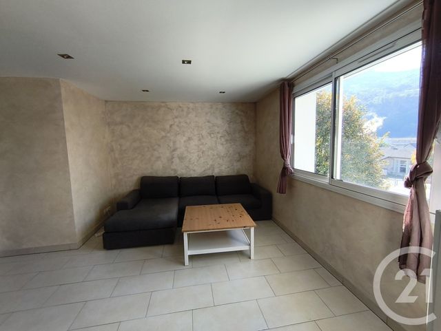 Appartement T3 à vendre - 3 pièces - 67.6 m2 - FROGES - 38 - RHONE-ALPES - Century 21 Immobilière De La Vallée