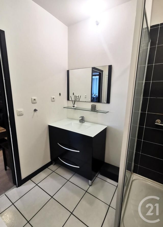 Appartement T3 à vendre - 3 pièces - 69.0 m2 - ARVILLARD - 73 - RHONE-ALPES - Century 21 Immobilière De La Vallée