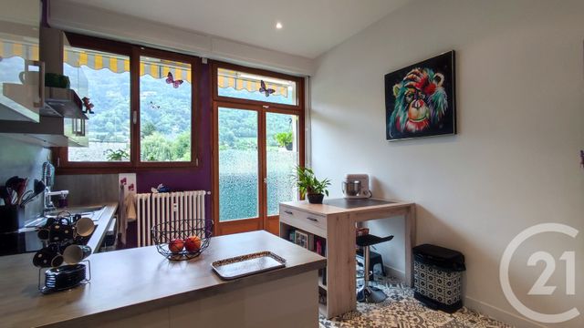 Afficher la photo en grand Appartement F3 bis à vendre - 3 pièces - 97.68 m2 - ALLEVARD - 38 - RHONE-ALPES - Century 21 Immobilière De La Vallée