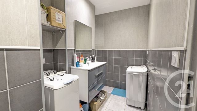 Appartement T3 à vendre - 3 pièces - 61.93 m2 - CHAPAREILLAN - 38 - RHONE-ALPES - Century 21 Immobilière De La Vallée