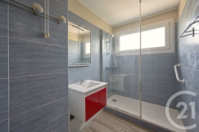 Appartement T3 à vendre - 3 pièces - 65.16 m2 - MONTMELIAN - 73 - RHONE-ALPES - Century 21 Immobilière De La Vallée