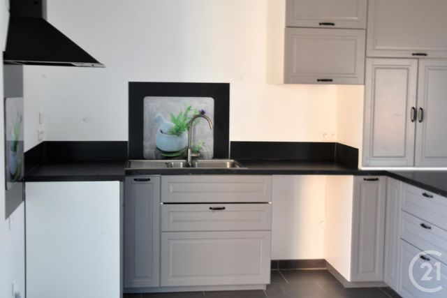 maison à louer - 3 pièces - 72.33 m2 - PONTCHARRA - 38 - RHONE-ALPES - Century 21 Immobilière De La Vallée