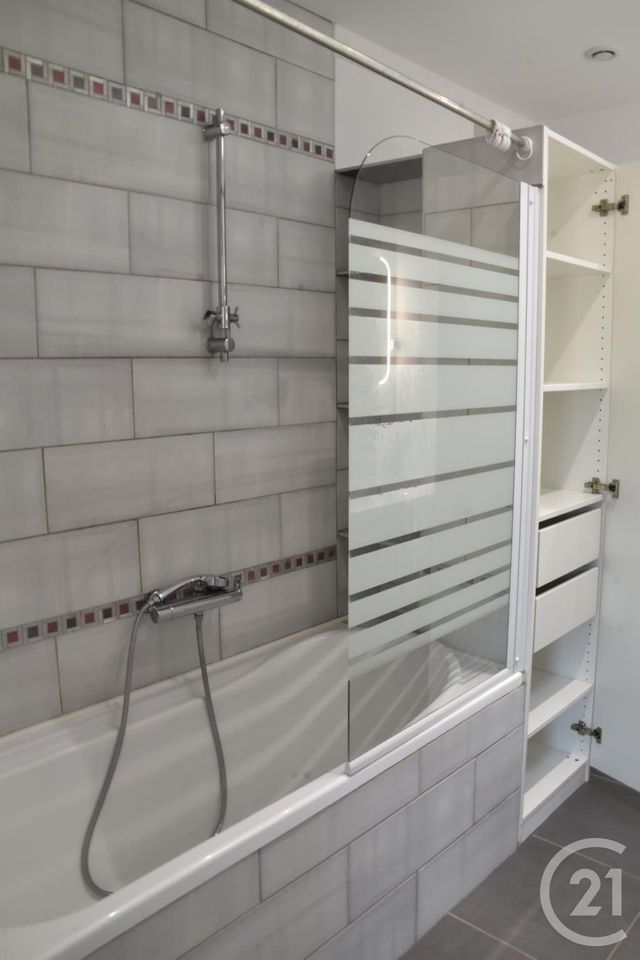 maison à louer - 3 pièces - 72.33 m2 - PONTCHARRA - 38 - RHONE-ALPES - Century 21 Immobilière De La Vallée