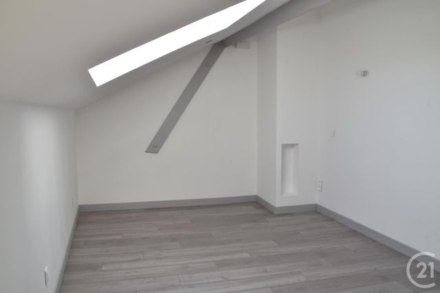 maison à louer - 3 pièces - 72.33 m2 - PONTCHARRA - 38 - RHONE-ALPES - Century 21 Immobilière De La Vallée