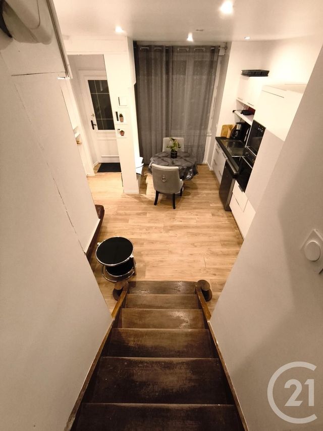 Appartement T2 à louer - 2 pièces - 30.2 m2 - ALLEVARD - 38 - RHONE-ALPES - Century 21 Immobilière De La Vallée
