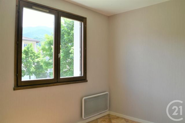 Appartement F3 à louer - 3 pièces - 86.45 m2 - PONTCHARRA - 38 - RHONE-ALPES - Century 21 Immobilière De La Vallée