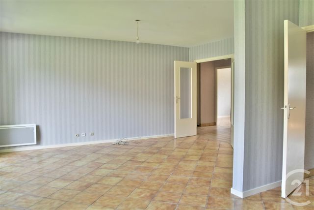 Appartement F3 à louer - 3 pièces - 86.45 m2 - PONTCHARRA - 38 - RHONE-ALPES - Century 21 Immobilière De La Vallée