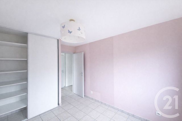 Appartement T4 à vendre - 4 pièces - 80.1 m2 - LA ROCHETTE - 73 - RHONE-ALPES - Century 21 Immobilière De La Vallée