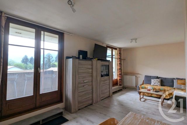 Appartement T3 à vendre - 3 pièces - 60.8 m2 - PONTCHARRA - 38 - RHONE-ALPES - Century 21 Immobilière De La Vallée
