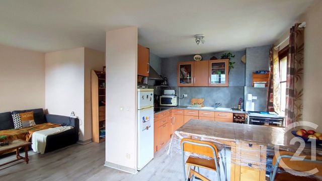 Appartement T3 à vendre - 3 pièces - 60.8 m2 - PONTCHARRA - 38 - RHONE-ALPES - Century 21 Immobilière De La Vallée