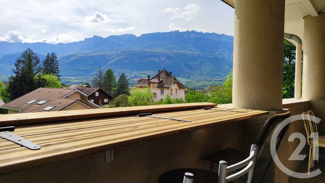 Appartement T3 à vendre - 3 pièces - 60.8 m2 - PONTCHARRA - 38 - RHONE-ALPES - Century 21 Immobilière De La Vallée