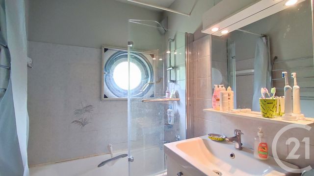 Appartement T3 à vendre - 3 pièces - 60.8 m2 - PONTCHARRA - 38 - RHONE-ALPES - Century 21 Immobilière De La Vallée