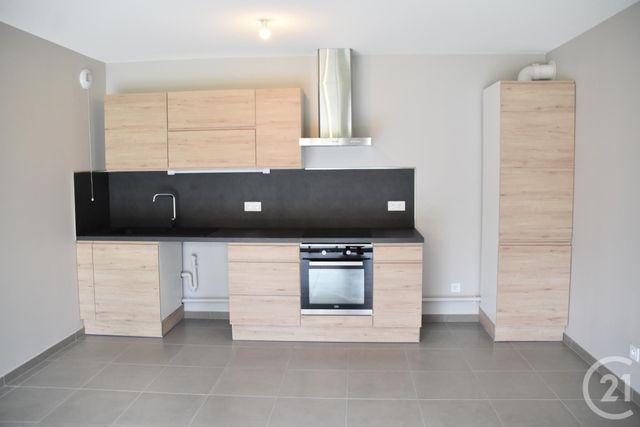 Appartement T3 à louer - 3 pièces - 68.3 m2 - PONTCHARRA - 38 - RHONE-ALPES - Century 21 Immobilière De La Vallée