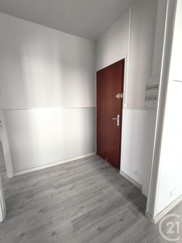 Appartement T2 à louer - 2 pièces - 49.75 m2 - ALLEVARD - 38 - RHONE-ALPES - Century 21 Immobilière De La Vallée
