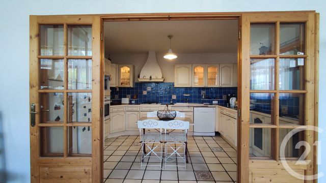 Appartement T5 à vendre - 5 pièces - 154.2 m2 - ALLEVARD - 38 - RHONE-ALPES - Century 21 Immobilière De La Vallée