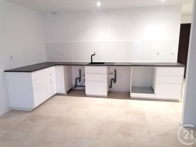 Appartement T4 à louer - 4 pièces - 119.16 m2 - PONTCHARRA - 38 - RHONE-ALPES - Century 21 Immobilière De La Vallée