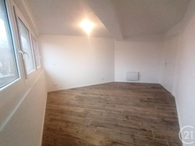 Appartement T4 à louer - 4 pièces - 119.16 m2 - PONTCHARRA - 38 - RHONE-ALPES - Century 21 Immobilière De La Vallée