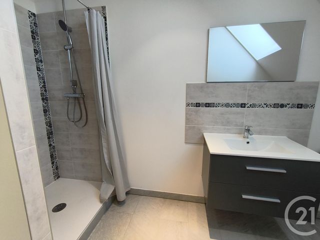 Appartement T2 à louer - 2 pièces - 40.53 m2 - PONTCHARRA - 38 - RHONE-ALPES - Century 21 Immobilière De La Vallée