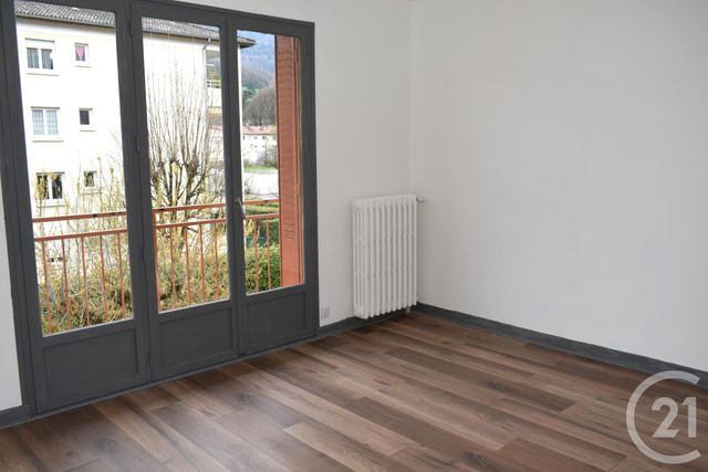 Appartement F3 à louer - 3 pièces - 53.9 m2 - PONTCHARRA - 38 - RHONE-ALPES - Century 21 Immobilière De La Vallée