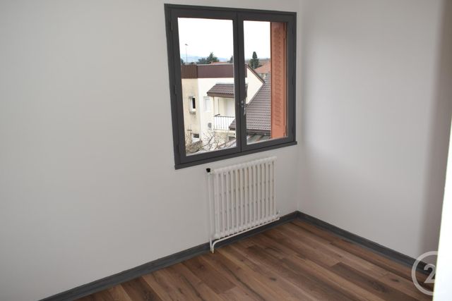 Appartement F3 à louer - 3 pièces - 53.9 m2 - PONTCHARRA - 38 - RHONE-ALPES - Century 21 Immobilière De La Vallée