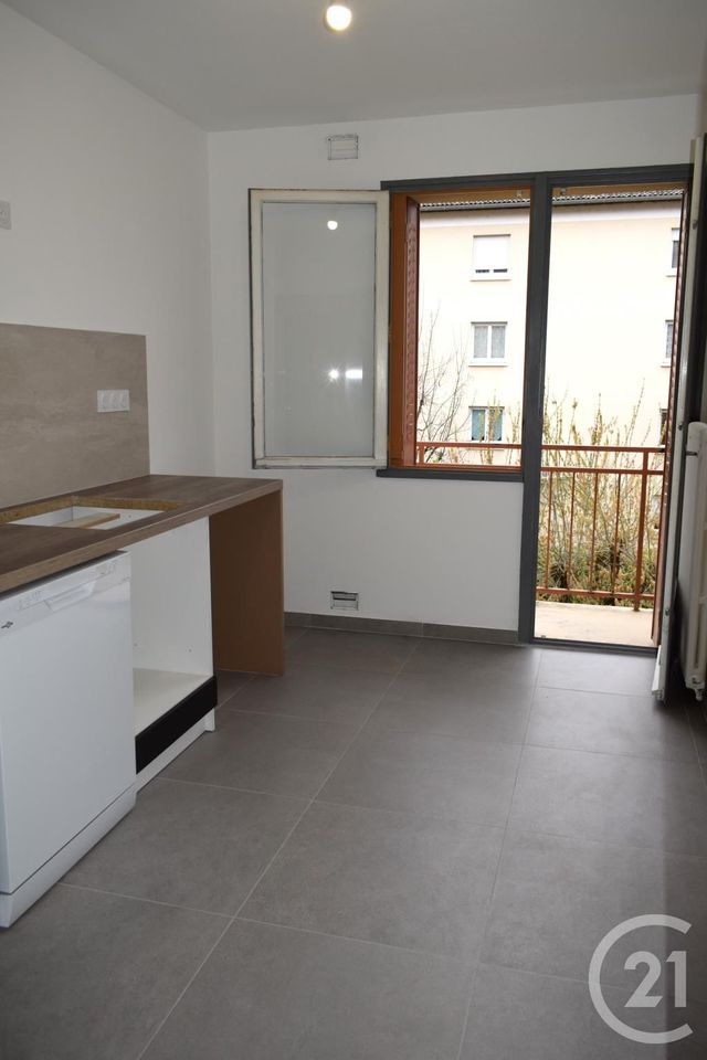 Appartement F3 à louer - 3 pièces - 53.9 m2 - PONTCHARRA - 38 - RHONE-ALPES - Century 21 Immobilière De La Vallée