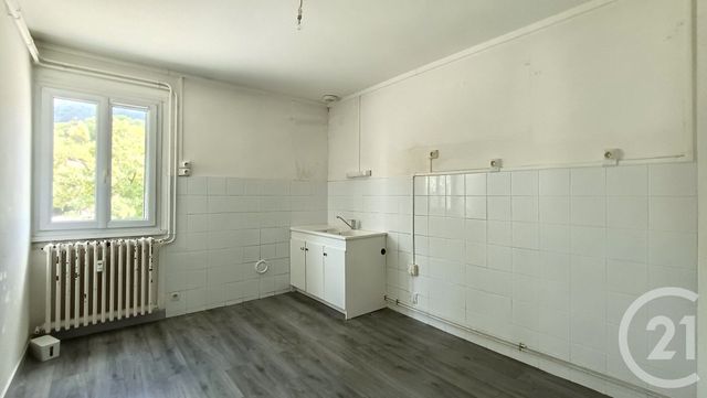 Appartement F4 à vendre - 4 pièces - 84.9 m2 - PONTCHARRA - 38 - RHONE-ALPES - Century 21 Immobilière De La Vallée