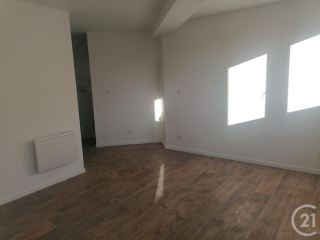 Appartement T2 à louer - 2 pièces - 52.2 m2 - PONTCHARRA - 38 - RHONE-ALPES - Century 21 Immobilière De La Vallée