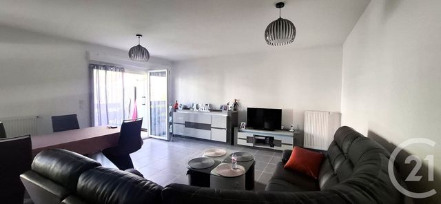 Appartement T3 à louer - 3 pièces - 67.51 m2 - PONTCHARRA - 38 - RHONE-ALPES - Century 21 Immobilière De La Vallée