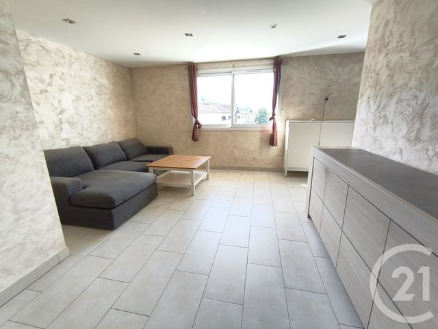 Appartement T3 à louer - 3 pièces - 63.8 m2 - FROGES - 38 - RHONE-ALPES - Century 21 Immobilière De La Vallée