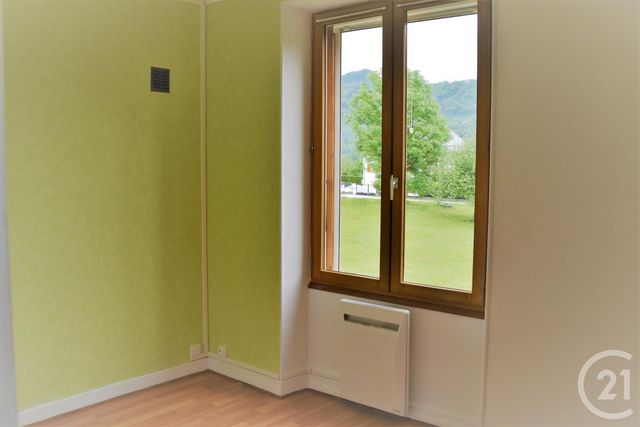 Appartement Duplex à louer - 4 pièces - 91.16 m2 - LA CROIX DE LA ROCHETTE - 73 - RHONE-ALPES - Century 21 Immobilière De La Vallée