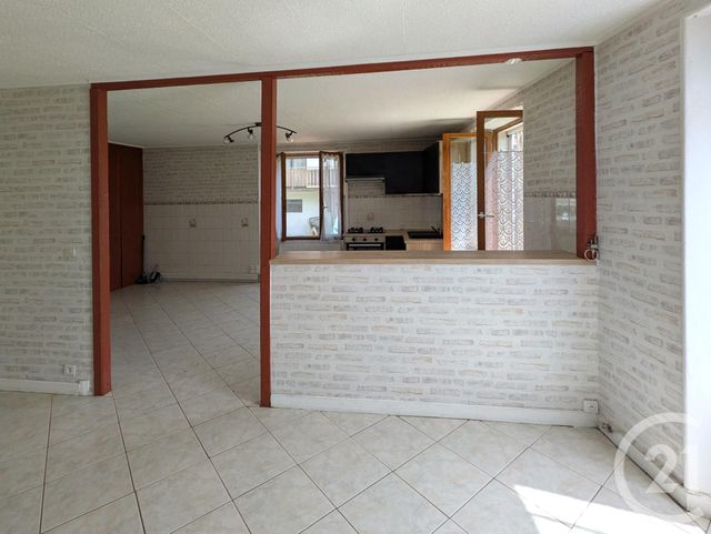 Appartement Duplex à louer - 4 pièces - 91.16 m2 - LA CROIX DE LA ROCHETTE - 73 - RHONE-ALPES - Century 21 Immobilière De La Vallée